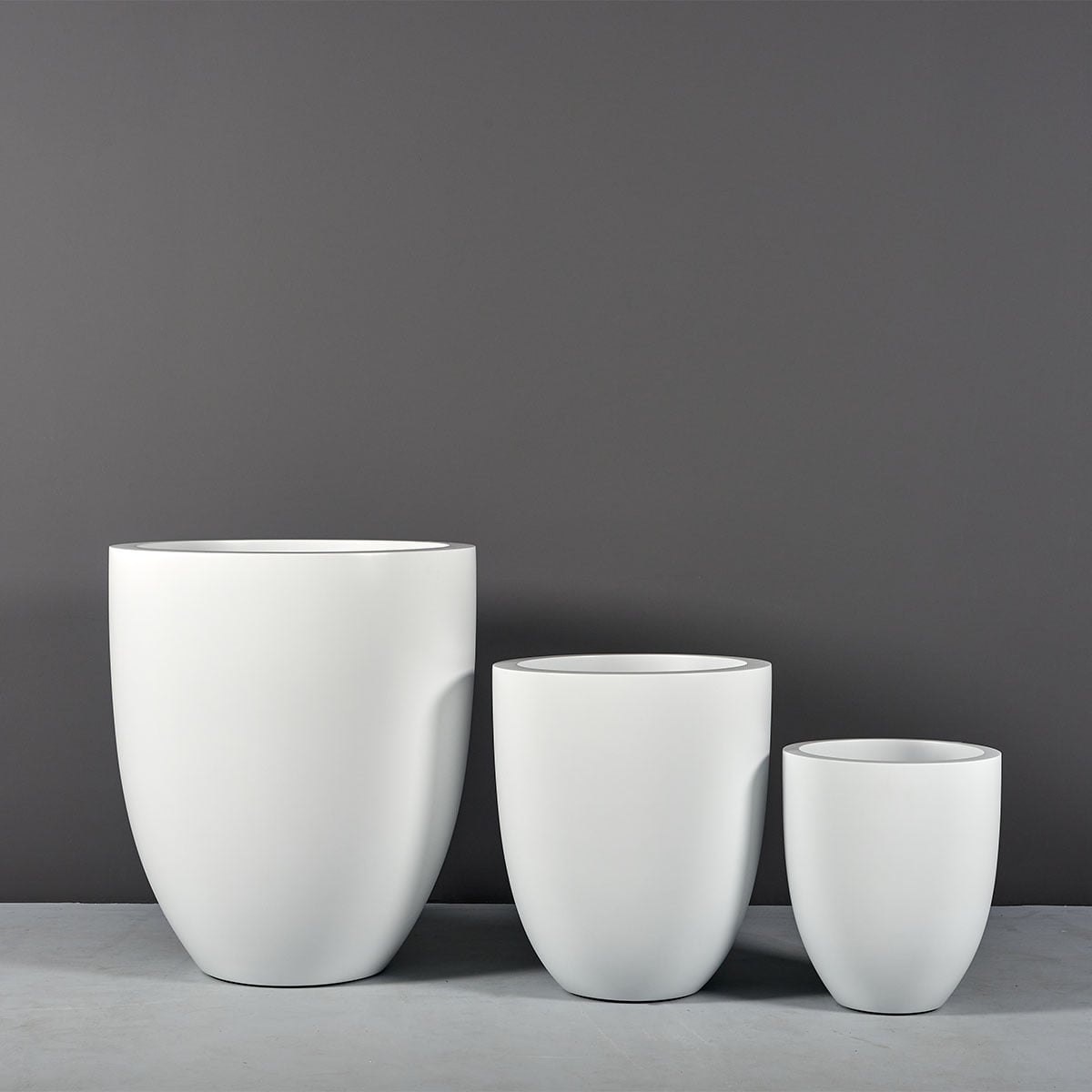 Valencia Tall Round Tapered Planter - Ảnh 5