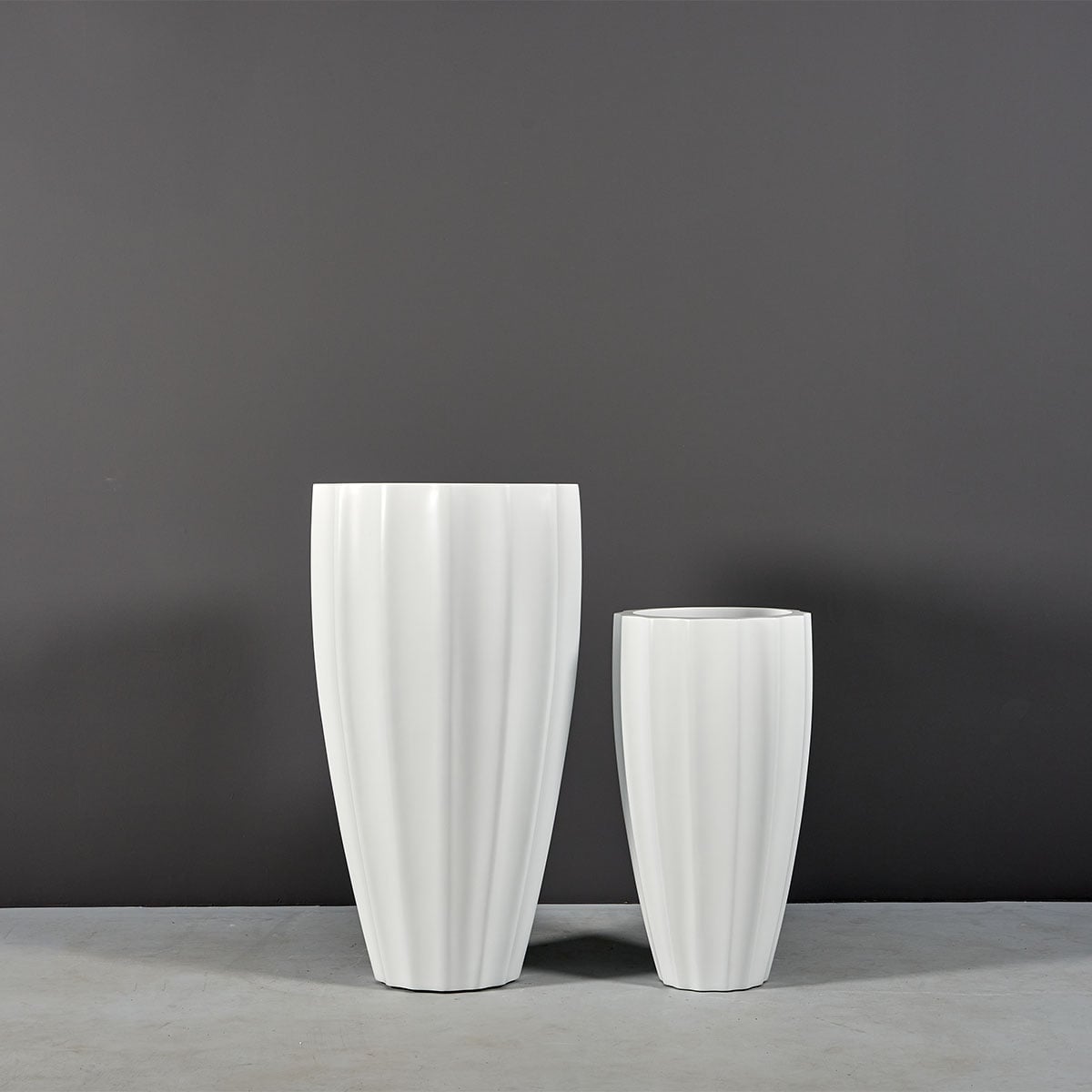 San Jose Tall Fluted Round Planter - Ảnh 4
